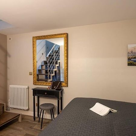 My Boudoir Apartment Paris Exterior photo