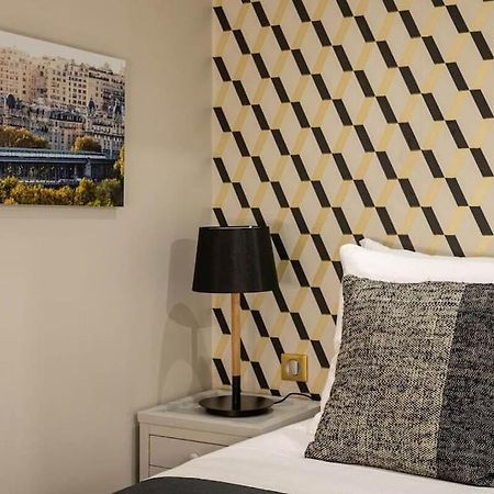 My Boudoir Apartment Paris Exterior photo