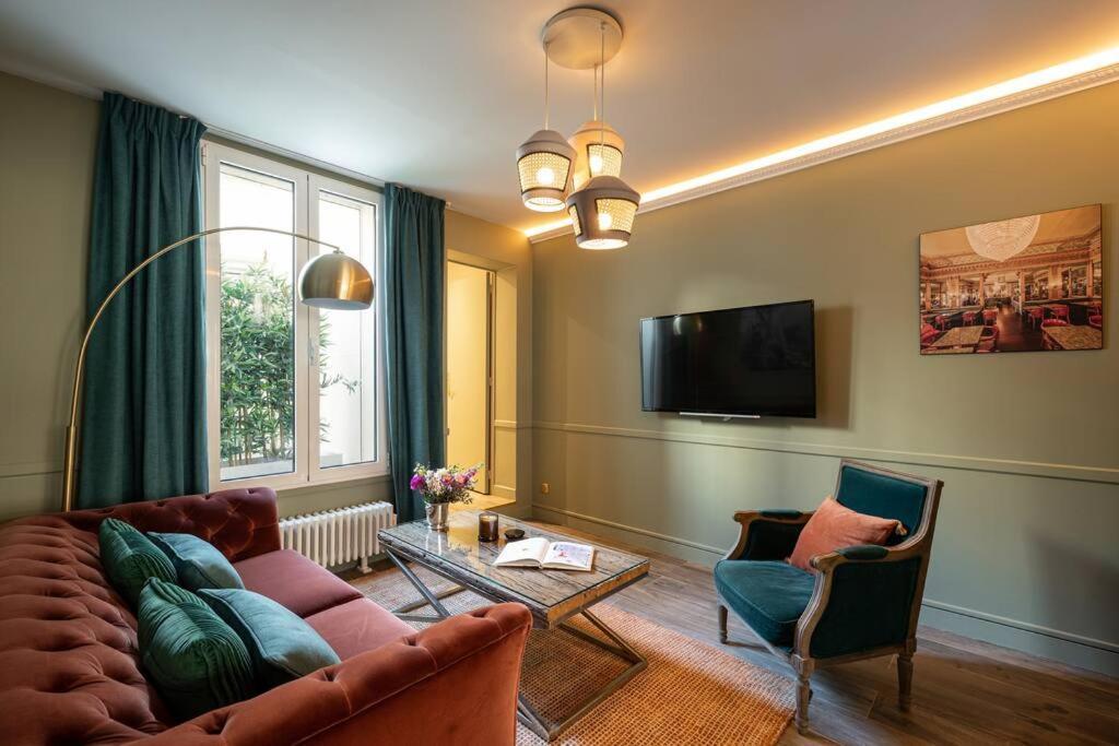 My Boudoir Apartment Paris Exterior photo